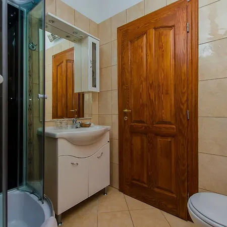 Bed & Breakfast Palace Derossi Ii